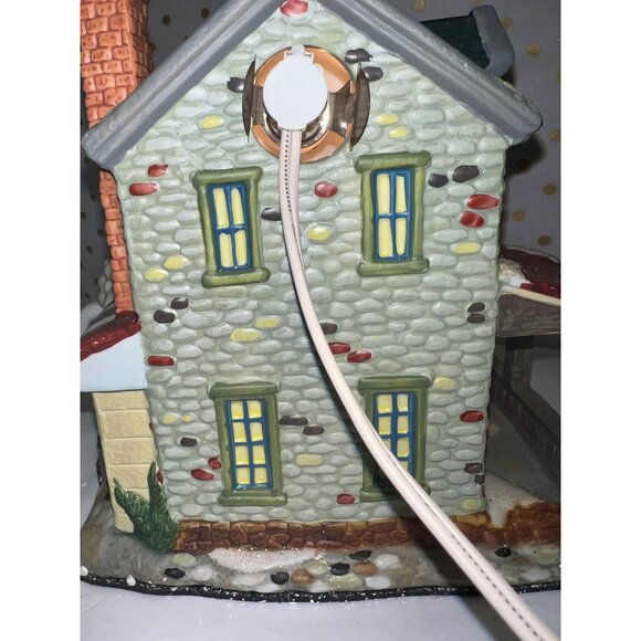 Holiday Time Village Collectibles Ceramic Light-Up Christmas Pub - Picture 8 of 12